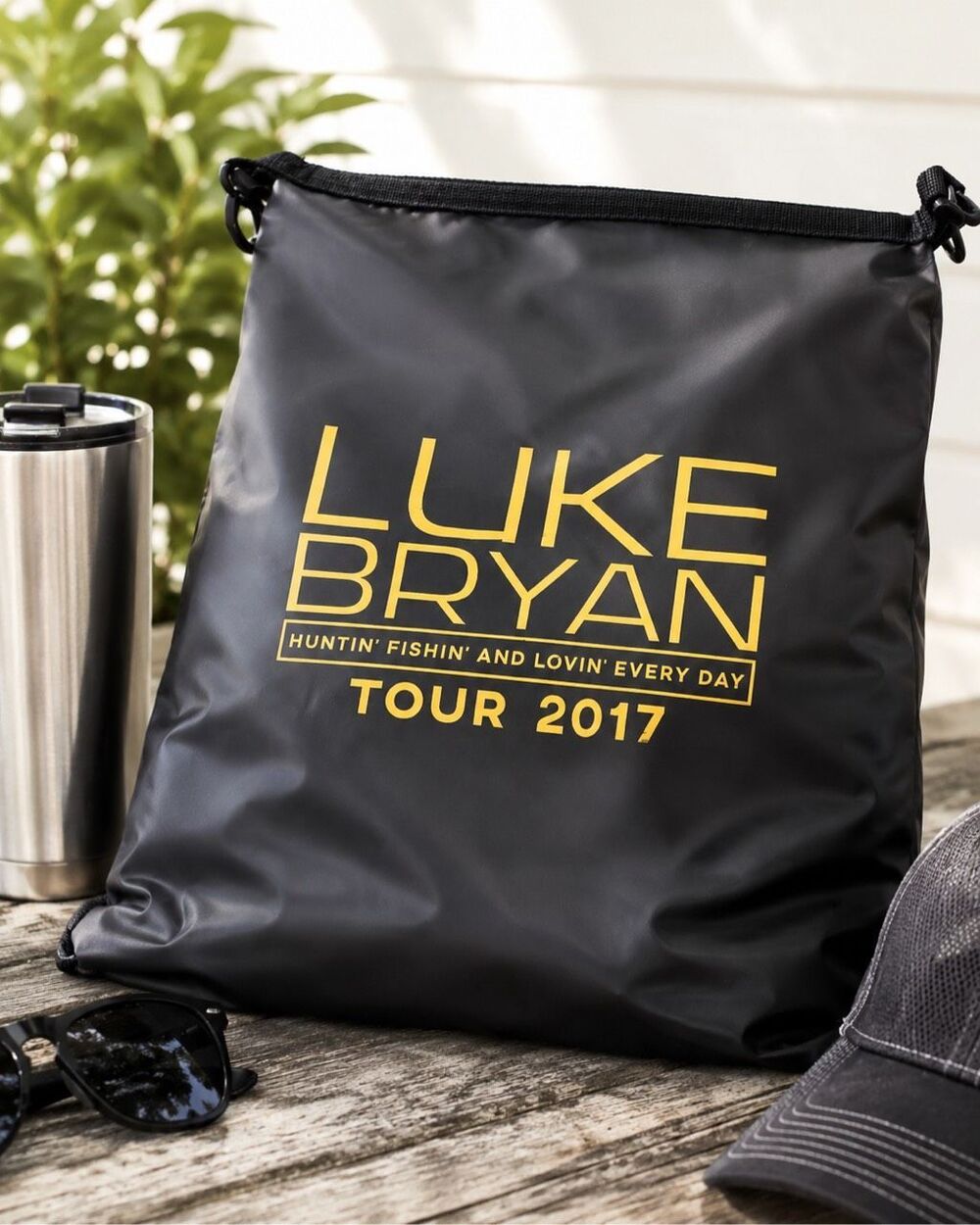 LUKE BRYAN Tour 2017 VIP Waterproof Dry Bag Roll Top Hunting Fishing and Loving